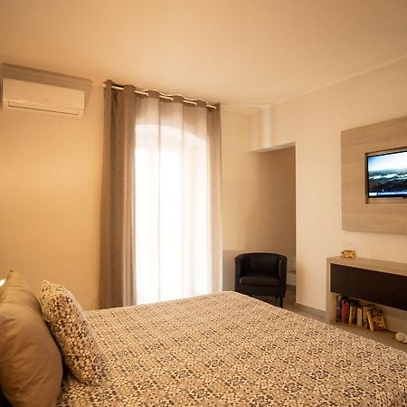 Guest House Centrale 바를레타 외부 사진